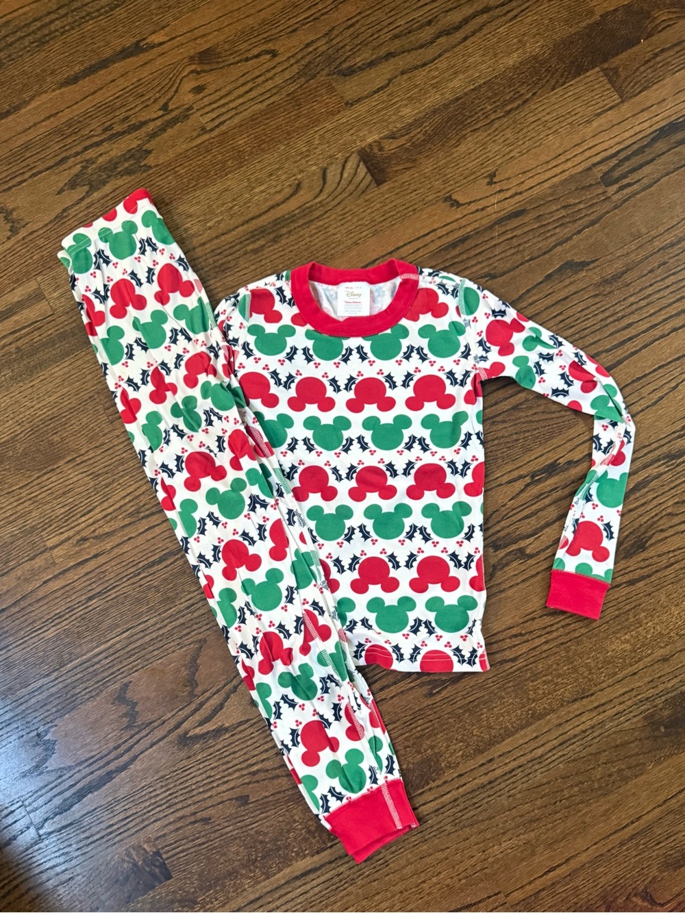 Hanna Andersson Red, Green & White Holiday Mickey Pajama Set